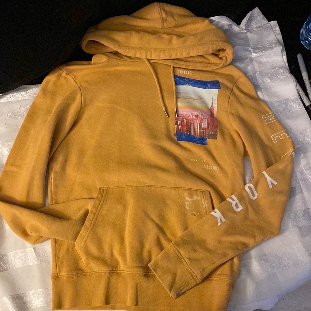 Aeropostale New York distressed hoodie